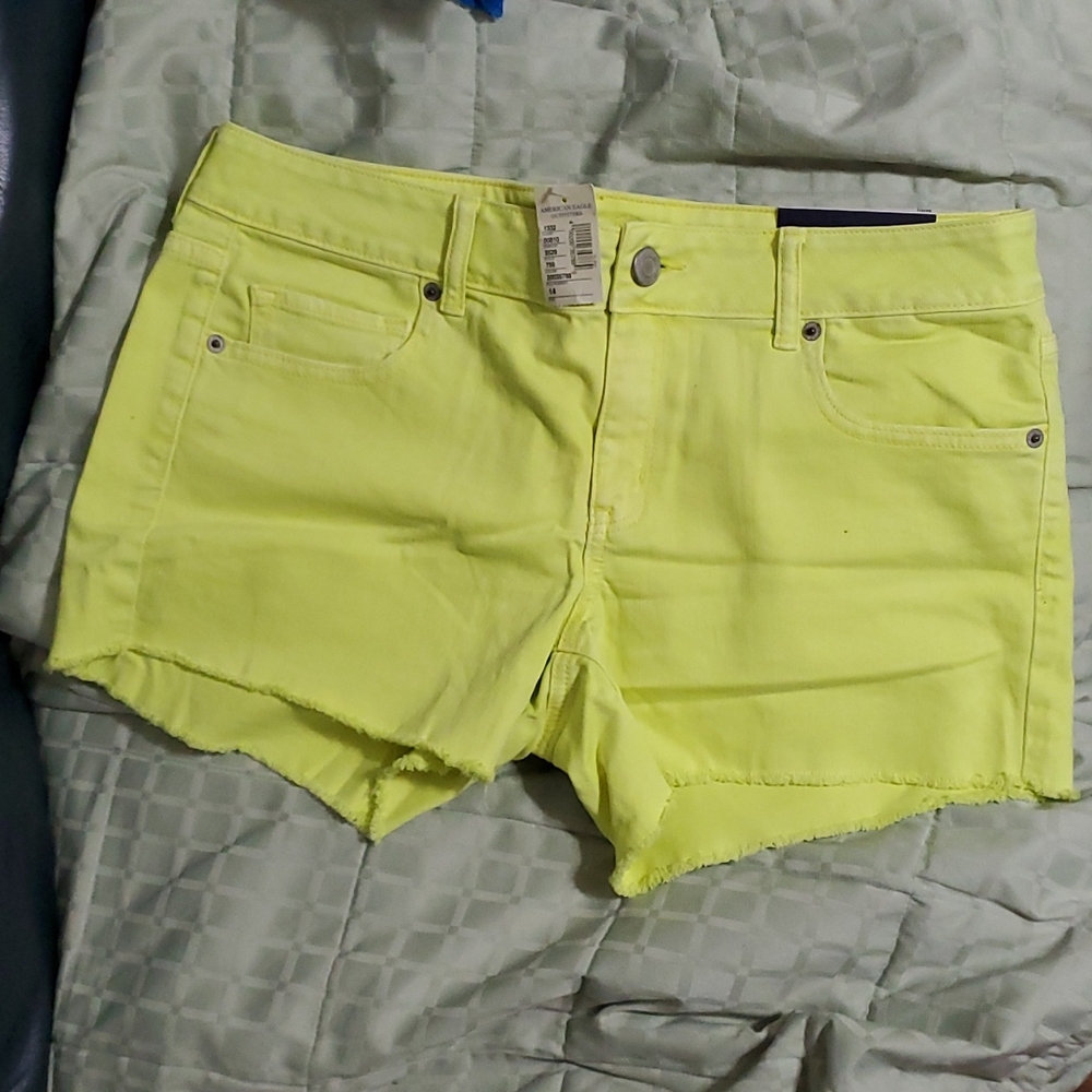 NWT American Eagle Outfitters Midi Shorts Size 14, Size 16 Bright Yellow